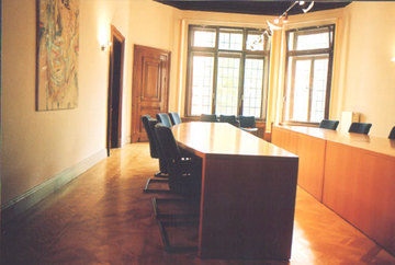 Sitzungssaal in der ehemaligen Zweigstelle in Bremen (Contrescarpe)